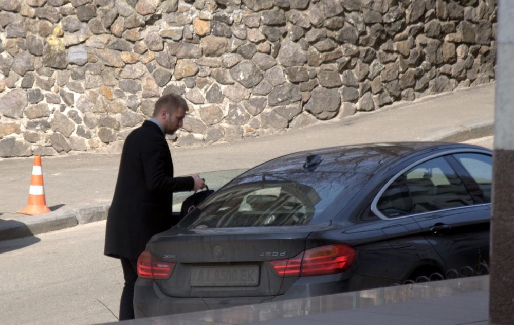 Иван Дорн ездит на BMW
