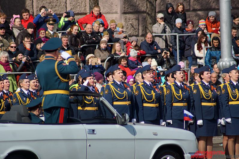 Всего в пермском параде Победы приняли участие 23 «коробки» военных.