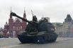 Самоходная артиллерийская установка (САУ) «Мста-С» на военном параде на Красной площади, посвященном 72-й годовщине Победы в Великой Отечественной войне.