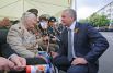 Глава Республики Крым Сергей Аксёнов приветствует ветеранов.