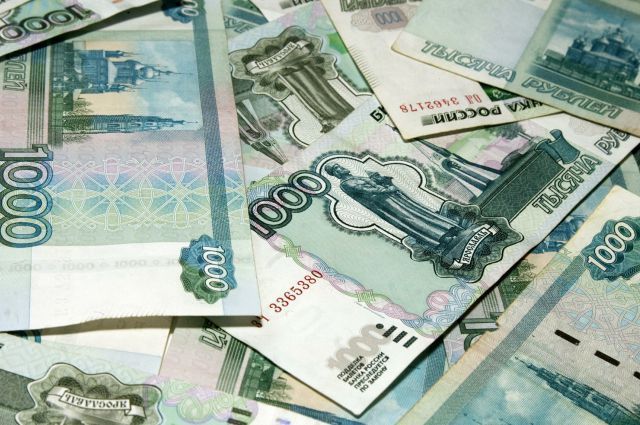 Две несовершеннолетних украли у тети знакомого 51 000 рублей.
