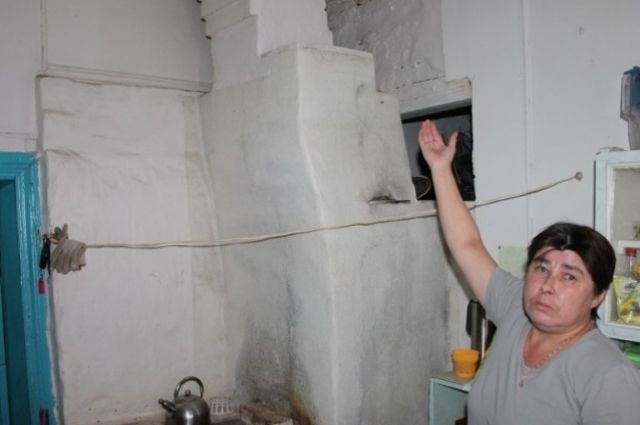 В аварийном жилье Людмила Черепанова платит только за электроэнергию. Траты на коммуналку  в новой старой квартире будут в три раза выше, чем сейчас.
