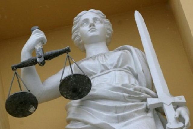 Суд признал женщину виновной.