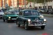 Музей «Ретро-Гараж» в честь акции устроил автопробег легендарных советских автомобилей по городу.