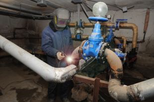 В планах энергетиков - автоматизация и замена насосного оборудования на центральных тепловых пунктах для повышения качества услуг отопления и горячего водоснабжения.