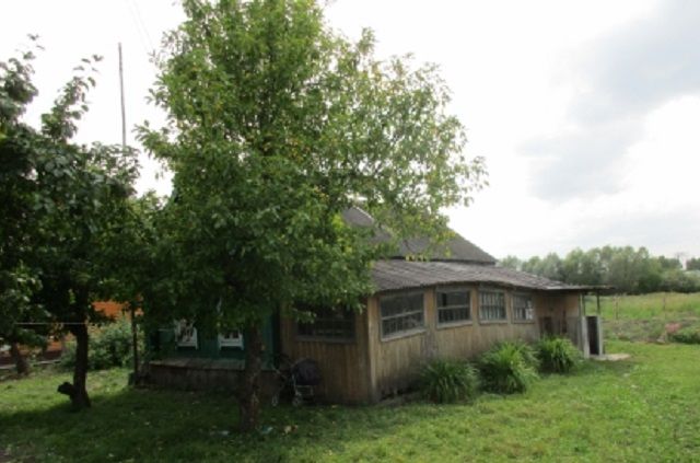 В Ивановской области всё чаще можно увидеть такую картину: дома в деревнях становятся никому не нужны.