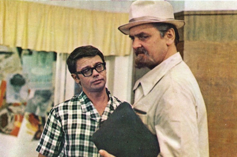 В роли инженера Тимофеева в фильме «Иван Васильевич меняет профессию». 1973 год.