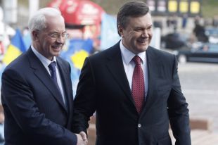 Виктор Янукович и Николай Азаров