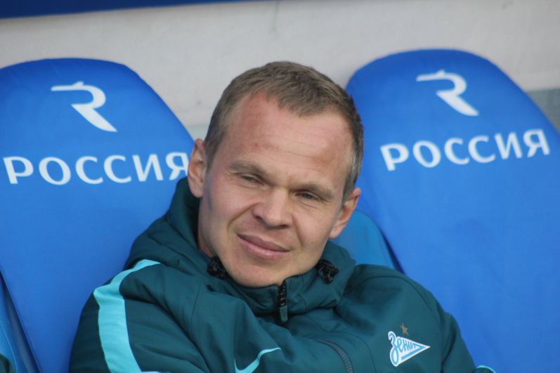 Александр Анюков (защитник, 34 года) — выступает за «Зенит».