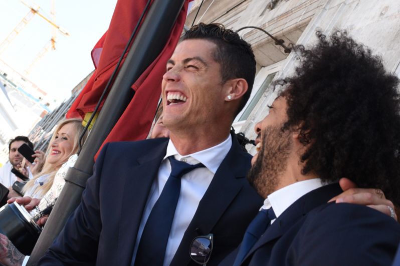 Криштиану Роналду, 32 года, нападающий клуба «Реал Мадрид» и сборной Португалии — 100 млн евро.
