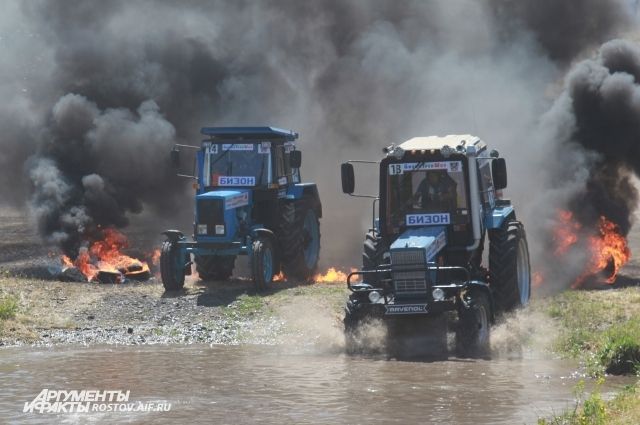 Под Ростовом-на-Дону состоялись 15-е гонки на тракторах «Бизон-Трек-Шоу 2017»