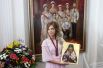 Наталья Поклонская во время передачи в дар Ливадийскому дворцово-парковому музею-заповеднику портрета с изображением императора Николая II и членов его семьи. 2016 год.