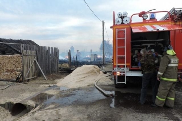 В окрестностях Вихоревки сгорело около 300 дач.