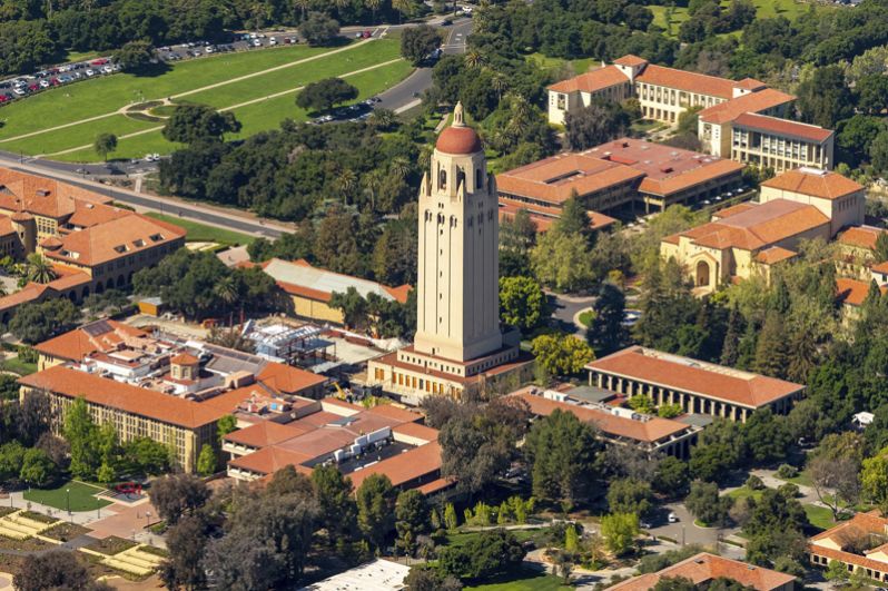 На втором месте — Стэнфордский университет, США. 