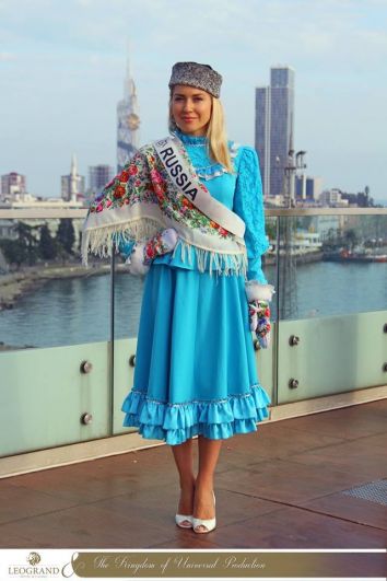 В номинации «Миссис» также приняла участие и заняла первое место известная ростовская общественная деятельница и модель Ирина Даньшина (Загоруйко), получив победный титул «Photo model Universal 2017».