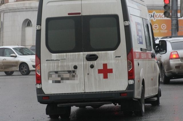 На место происшествия выехали четыре машины скорой помощи. Воспитанников секции осмотрели врачи и направили в больницы. 