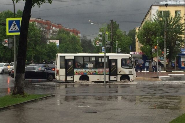 Ярославль дождь. Сильный дождь Ярославль.