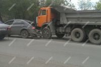 В Новотроицке из-за отказавших тормозов «КамАЗа» произошло тройное ДТП