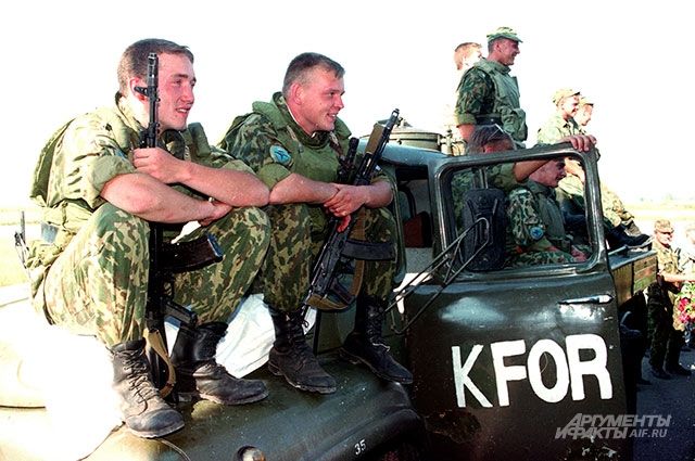 Российские десантники в Косове, 1999 г.