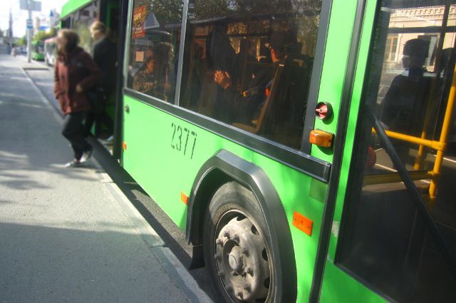 В Тюмени в ДТП пострадала пассажирка общественного транспорта