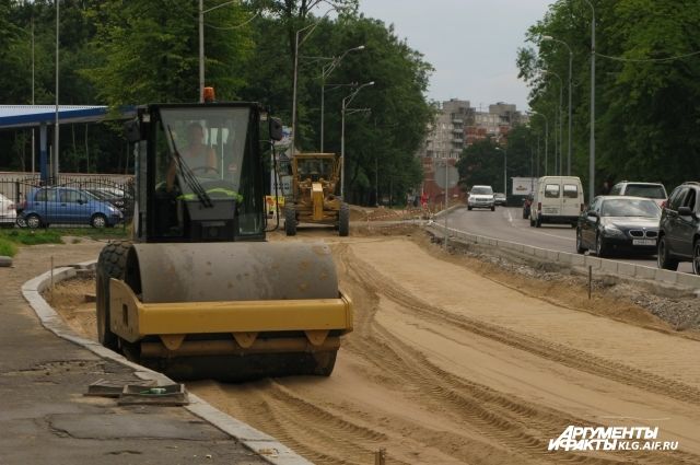 Шесть областных дорог и пять улиц Калининграда отремонтируют в 2017 году.