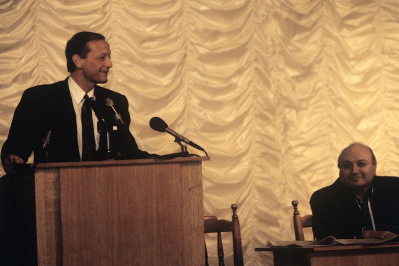 1993 год. Писатели-сатирики Михаил Николаевич Задорнов и Михаил Михайлович Жванецкий.