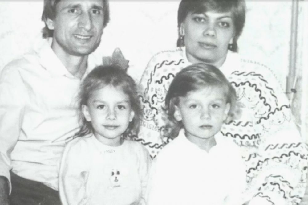 Вероника Савчук, 14 лет, и Слава Савчук, 13 лет.
