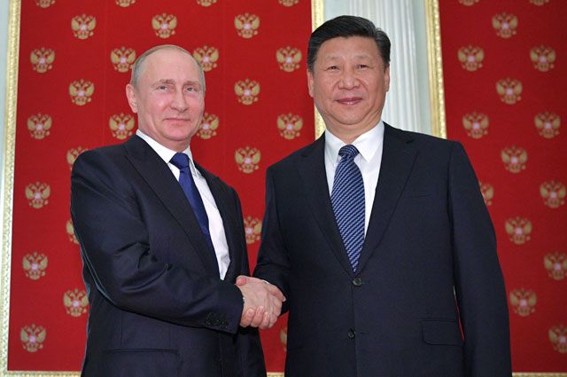 Президент РФ Владимир Путин и председатель Китайской Народной Республики Си Цзиньпин.