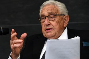 Бывший госсекретарь США Генри Киссинджер на Международном научно-экспертном форуме «Примаковские чтения». Июнь 2017 г.