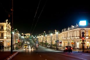 Ул. Ленина после реконструкции стала любимым местом не только отдыха, но и лихачества омичей.