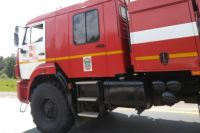 Крупный пожар в Губкинском оставил без крыши над головой 33 семьи