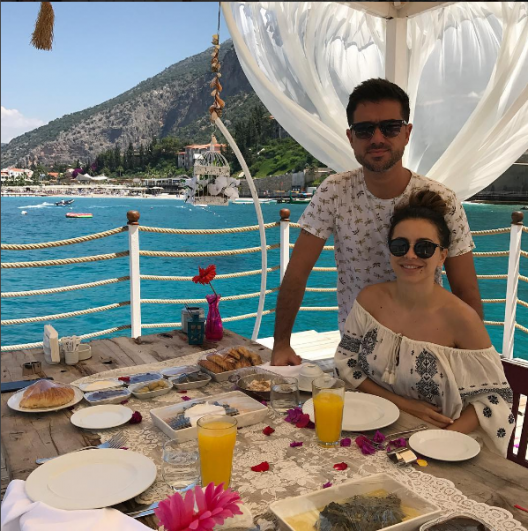 Ани Лорак с мужем в Турции