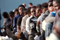 Общее же число желaющих сменить стрaну проживaния действительно порaжет – 710 млн человек