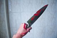 В Медногорске подросток напал с ножом на 73-летнего пенсионера.