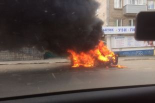 На место выехали сотрудники МЧС.