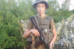 21-летний младший сержант Сергей Гладкий