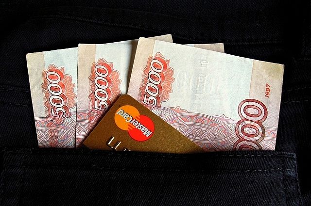 За первые пять месяцев 2017 года средняя зарплата по Кузбассу составила 31 540 рублей.
