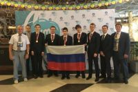 Василий и его товарищи по команде показали лучший результат на школьных Олимпиадах по физике за последние годы