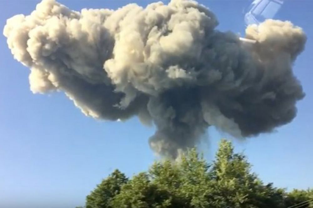 На месте взрыва боеприпасов склада Минобороны Абхазии в Селе Приморское Гудаутского района.