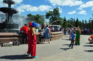 Перед праздником усилили контроль за местами, где проходили основные мероприятия.