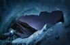 Николас Роеммельт (Дания). Астроном, наблюдающий за созвездием Большой Медведицы, у входа в большую пещеру на леднике Энгадин в Швейцарии.