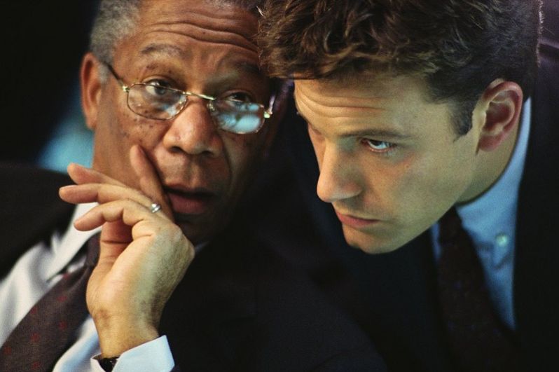 В фильме «Цена страха» (2002) Аффлек сыграл вместе с Морганом Фрименом и исполнил роль аналитика ЦРУ Джека Райана. 