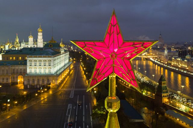 Звезда на кремле фото