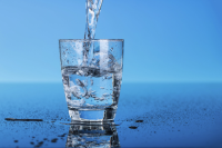 Минеральная вода бывает гидрокарбонатной, хлоридной и сульфатной