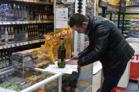 В Тюмени продолжается борьба с продавцами нелегального алкоголя