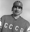Виктор Кузькин (защитник). 7 матчей, 1 результативная передача. Член Зала славы IIHF. Трагически погиб 24 июня 2008 года.