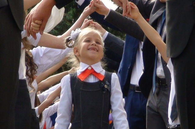 Более 80 казьминских ребятишек пошли 1 сентября в первый класс - значит, у села есть будущее.