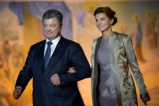 Порошенко поздравил супругу с годовщиной