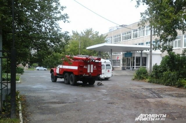 Одной из первых 12 сентября в Перми эвакуировали гимназию №31. 