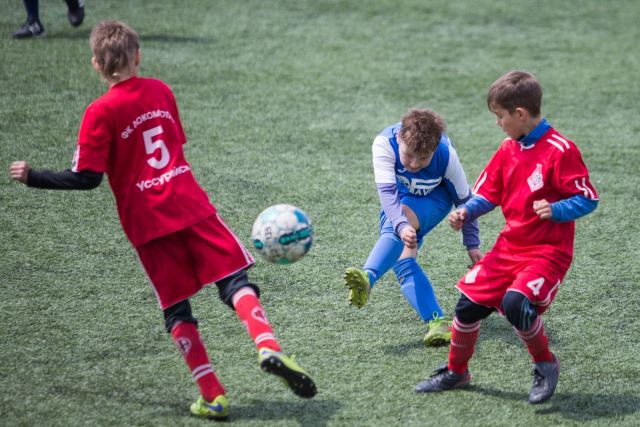 Спорт учит с детства становиться командным игроком и проявлять себя лично.